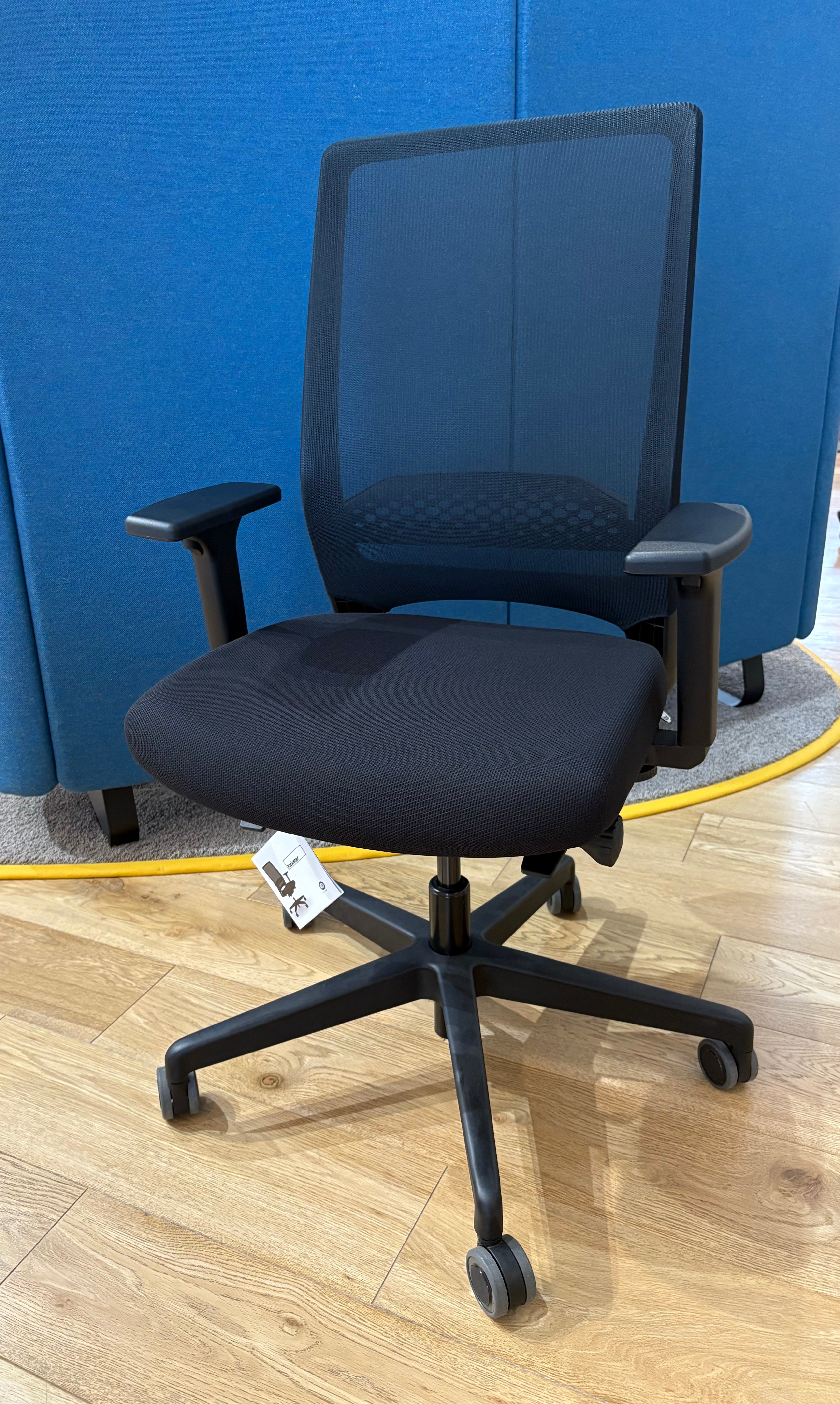 Ergonomic Office Chair with Lumbar Support - Kickster