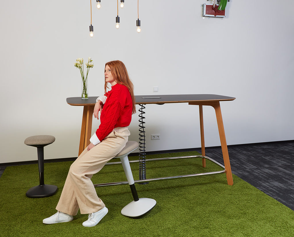 Viasit - Younit Standing Seat – Ergonomic Height-Adjustable Active Stool